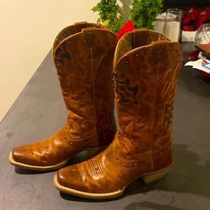 Ariat cowboy boots style #1000953